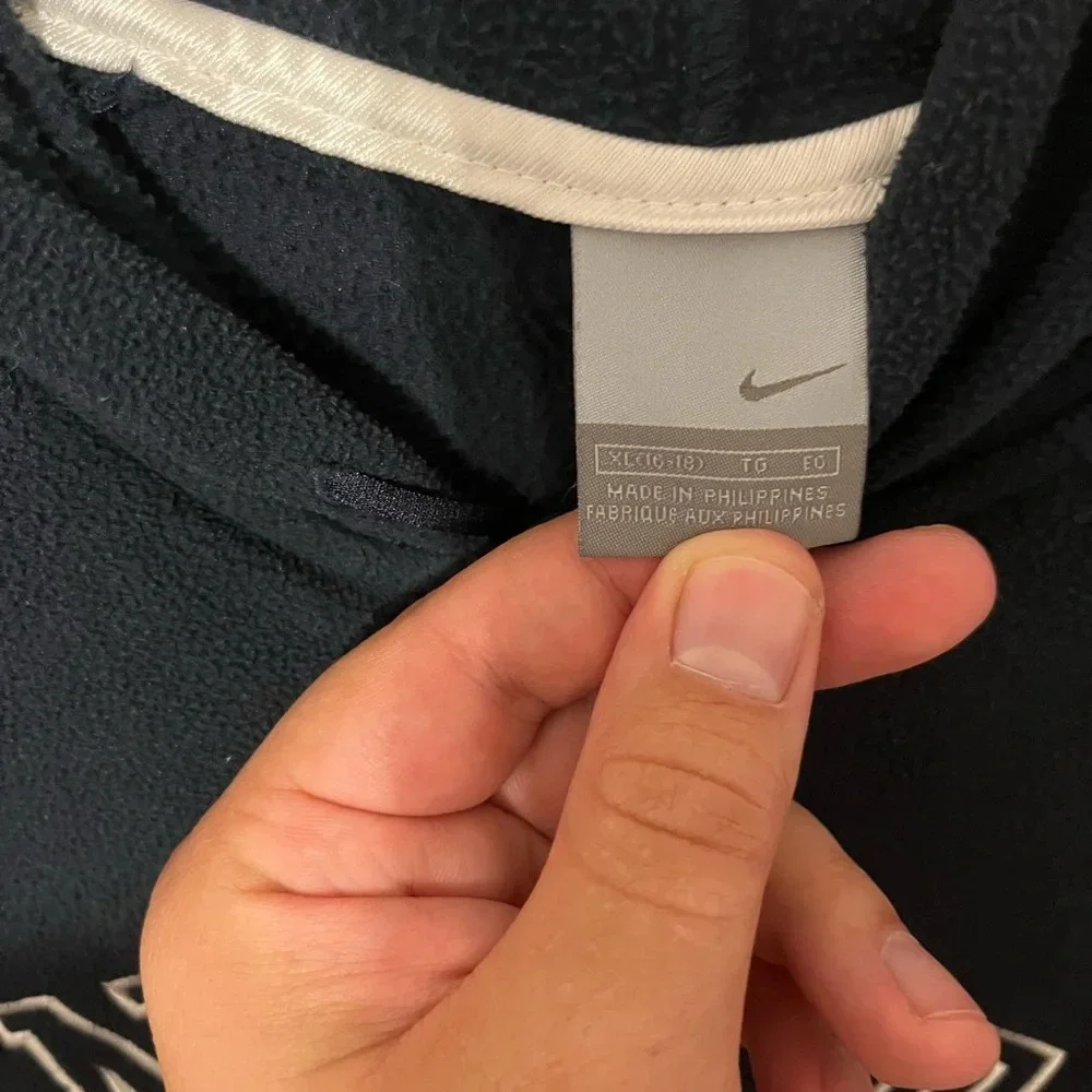 Mid 2000’s Kids Nike Fleece Zip-Up Jacket